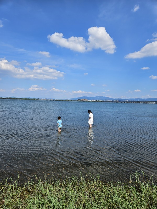 今週で7月も終わりますね。　夏真っただ中・・・暑くて死ねる。